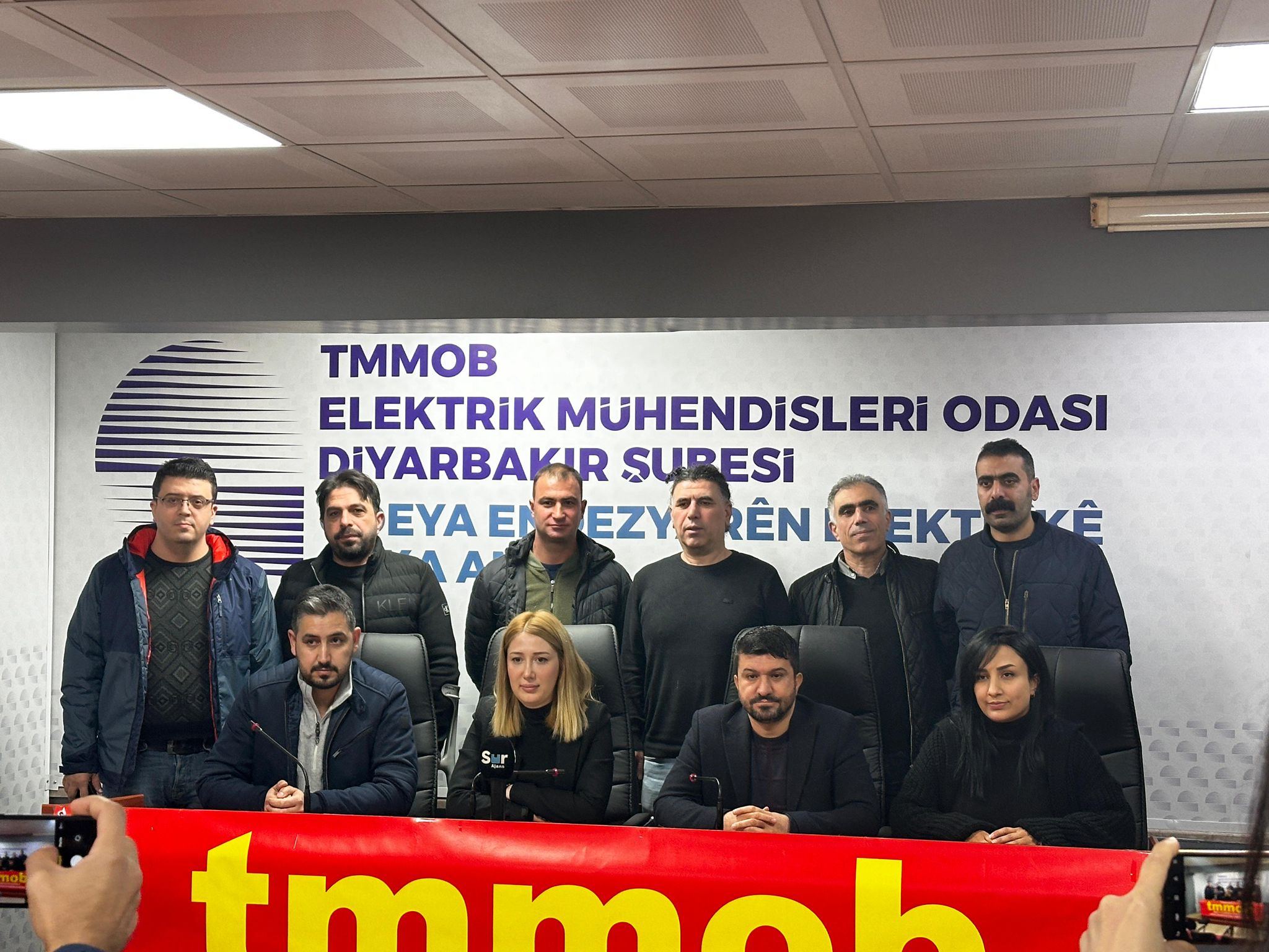 TMMOB AMED İl Koordinasyon Kurulu tarafından Diyarbakır Büyükşehir Belediyesi bünyesinde bulunan Biyolojik Arıtma Tesisinde arıtma yapılmadan atık suyun Dicle Nehri ne akıtılması ve katı atık depolama tesisinde yaşanan çevre sorununa dair basın açıklaması