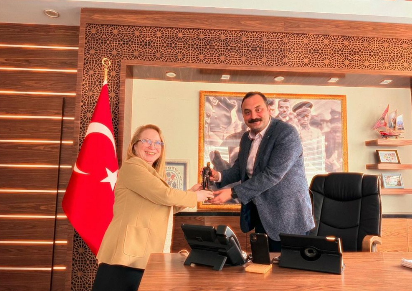 48. Dönem Yönetim Kurulu Olarak CHP Kozlu Belediye Başkanı Altuğ DÖKMECİ’ ye Hayırlı Olsun Ziyareti Yapıldı.