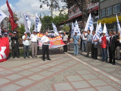 19 Eylül TMMOB Mühendis, Mimar ve Şehir Plancıları Dayanışma Günü Edirne`de İKK öncülüğünde kutlandı.
